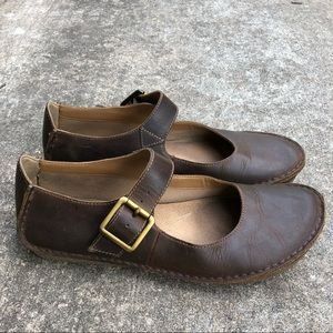 Clarks Mary Janes